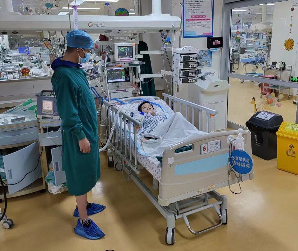 鲁山县跨省救护车出租公司